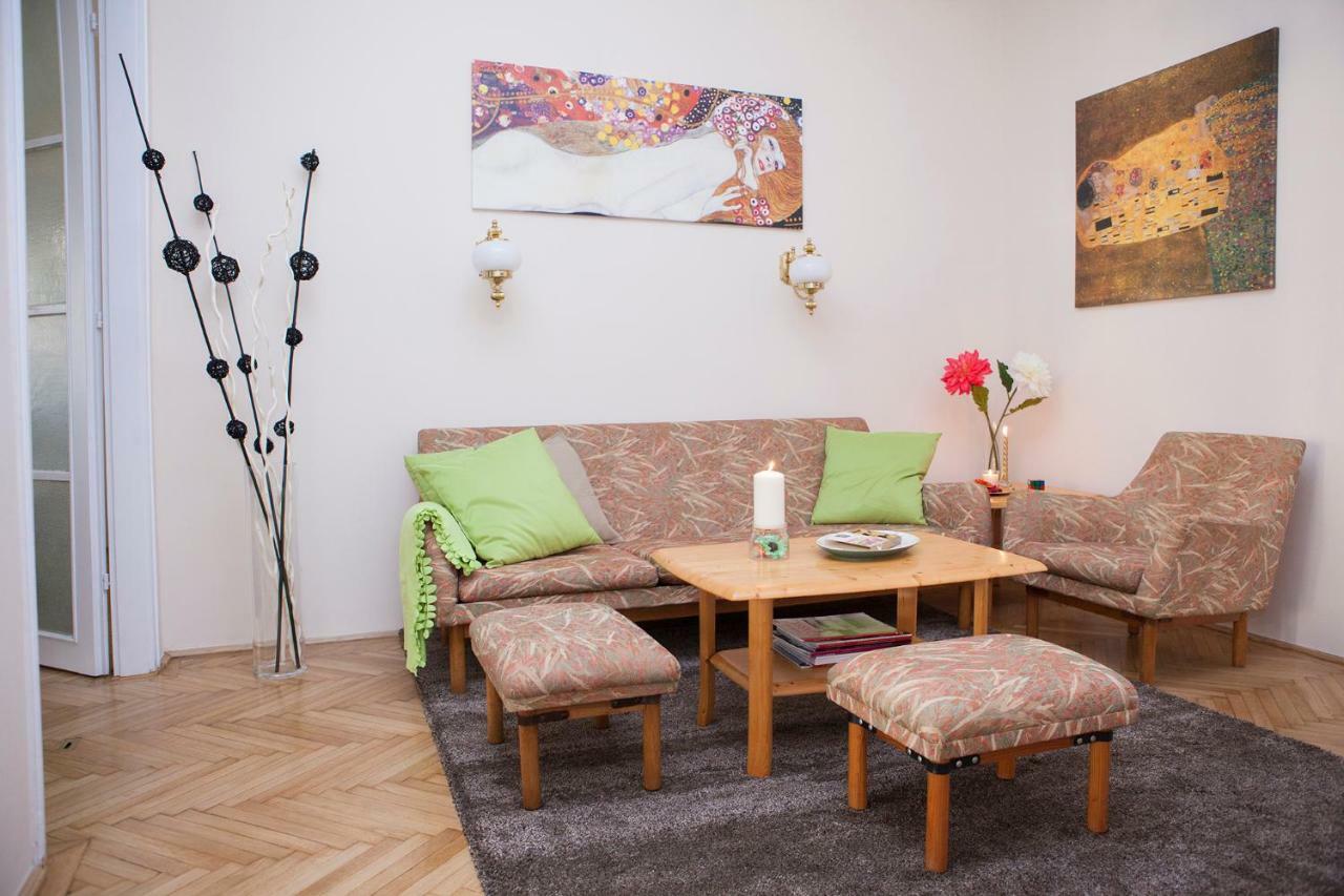 Synagogue View Apartment Budapest Exterior photo